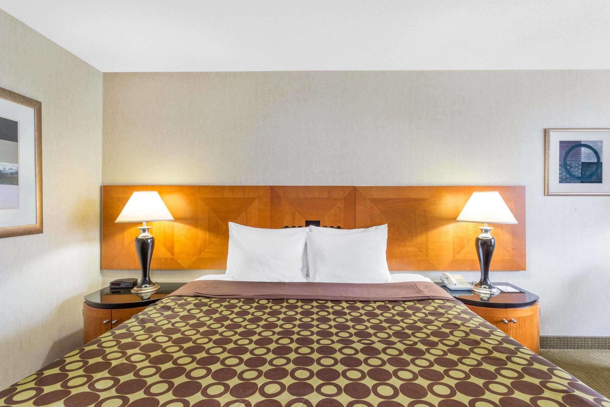 Ramada By Wyndham Harrisonburg Μοτέλ Εξωτερικό φωτογραφία